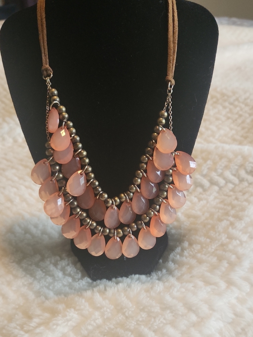 Bohemian Vibe Pink Teardrop Necklace With Brass Colored Beads And Leather Tie